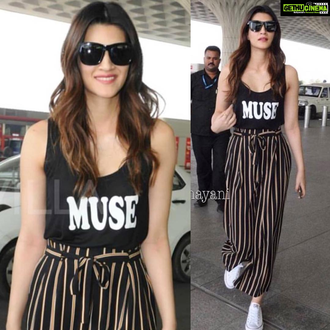Kriti Sanon Instagram - MsTaken’s all time Muse 😉 @ms.takenfashion !! Super chic & comfy! SS18 collection! ❤️❤️❤️ check it out guys! Pic credits : @viralbhayani , @pinkvilla