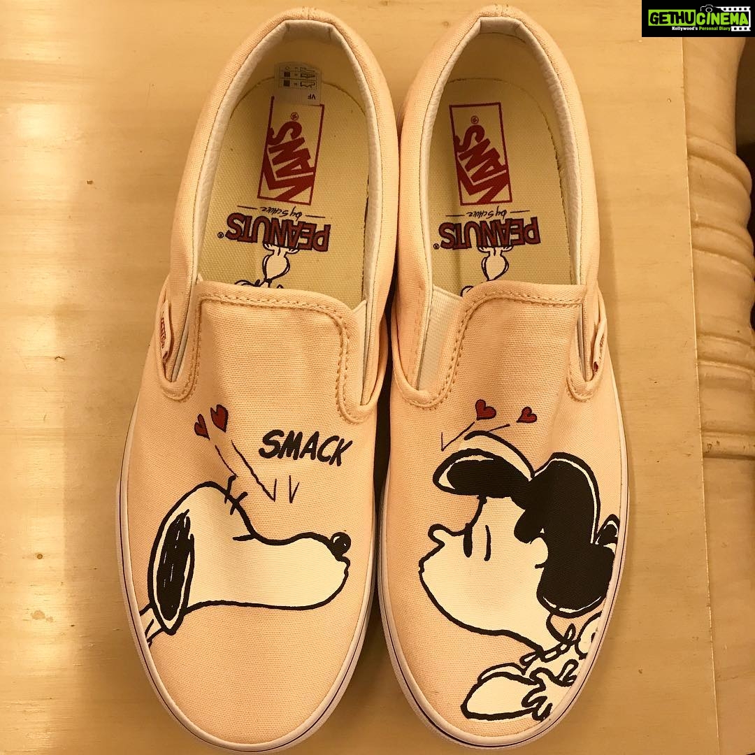 Kriti Sanon Instagram - Haha.. these are super cute!! ❤️❤️ Love the idea by Myntra and @narayanan.ananth to start an exclusive sneaker club! @Myntra #MyntraSneakerClub