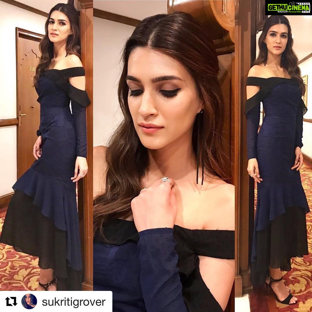 Kriti Sanon Instagram - For #Mindrocks17 India Today Youth summit in Delhi today! 💃🏻 #Repost @sukritigrover with @repostapp ・・・ #Repost @style.cell (@get_repost) ・・・ @kritisanon in Delhi today for @india.today wearing @mossmanclothing @heygirl.in Styled by @sukritigrover Hair @aasifahmedofficial make up @adrianjacobsofficial #sukritigroverforstylecell #kritisanon