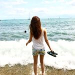 Kriti Sanon Instagram - Beaches make me happyyyyy 😍💃🏻🏝 #SpainLove #TravelDiaries
