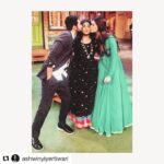Kriti Sanon Instagram - Love you Ashwiny!!! ❤️❤️😘😘 @ashwinyiyertiwari #Repost @ashwinyiyertiwari with @repostapp ・・・ 🙏🏾😀 i don't know what will be the fate of #bareillykibarfi which releases on 18th august that is next week. But all i know is we have made a film with all our hearts and i am carrying with me loads of memories in this almost two years of our journey. When i will look back it will only make me happy. Am going to miss this 'so much of love' ❤until next time, whenever that happens but then we are friends for a lifetime 🙏🏾🤗 @ayushmannk @kritisanon @rajkummar_rao @rohitchaudhary86 #pankajtripathi #seemapawa #swatisemwal @makeupbyadrianjacobs @aasifahmedofficial #bareillykibarfi #18thaugust @jungleepictures @brstudiosllp
