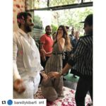 Kriti Sanon Instagram – Delhi welcome with dhol and rose petals! ❤️ @bareillykibarfi @ayushmannk @rajkummar_rao