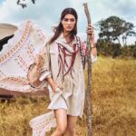 Kriti Sanon Instagram – Makes me wanna go back to South Africa! @vogueindia @anaitashroffadajania @luismonteirophotography @biancahartkopf  #ethnictribal #safari #VogueApril2017