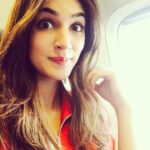 Kriti Sanon Instagram - Off to Delhi 😁😁 (for jus 2days though😒) 🛫