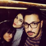 Kriti Sanon Instagram - Chilling in London's chill.. Literally! 💃🏻🍷❤️ @sharadakarki #Dinoo #London