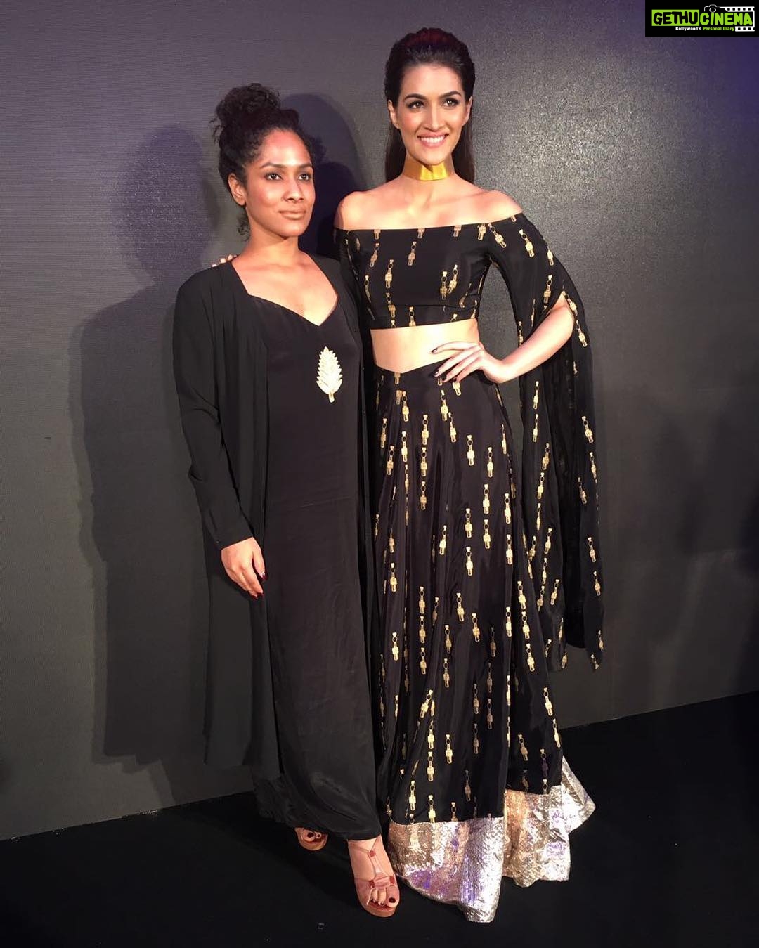 Kriti Sanon Instagram - Glamour. Glitz. Style. Masaba #BPFT #Tastelifeinstyle @masabagupta ❤️❤️