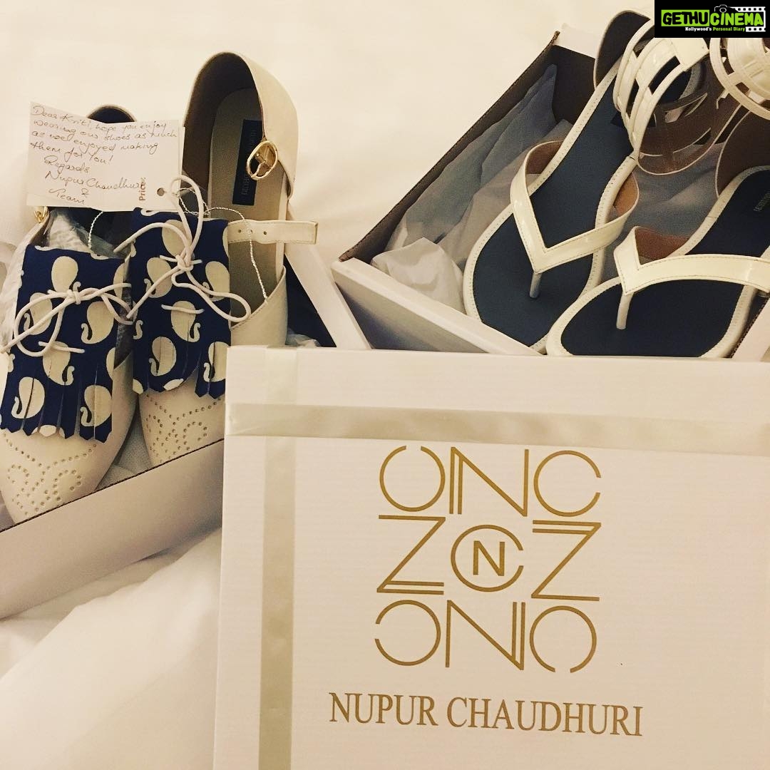 Kriti Sanon Instagram - Thankss Nupur Chaudhuri for these lovely gifts ❤️☺️ @nupurchaudhuri