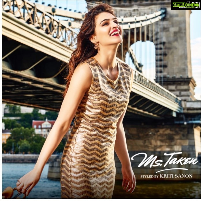 Kriti Sanon Instagram - Inner beauty is nice.. But u gotta look hot for a party right?! Are u Ms.Taken yet? #GirlsWillBeGirls