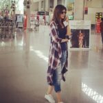 Kriti Sanon Instagram - Candid me.. Captured by @harjeetsphotography at Varanasi airport :))