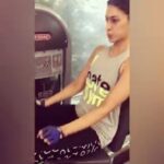 Kriti Sanon Instagram – Seated Leg press with full weight! Thanks @yasminkarachiwala for killing me totally! Lol.. I hate/love gym! ;) #stronggirl 👊🏻