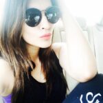 Kriti Sanon Instagram - #onmywayselfie Time to workout! But lets click a selfie first😉💃🏻