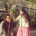 Kriti Sanon Instagram – Kids n swings!! Love this cutie!