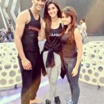 Kriti Sanon Instagram – Rehearsing wid the fabbb @shiamakofficial dancers for #ZeeCineAwards2016 💃🏻💃🏻