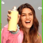 Kriti Sanon Instagram – IT’S FINALLY HERE! Today is the GRAND FINALE of #BREEZERVividShuffle Season 4! The journey has been spectacular and I just can’t wait to see who India’s next big Rapper, Popper, Breaker, Graffiti Artist and Showcase Crew is gonna be! RSVP to the finale through the link in @breezervividshuffle ‘s bio and catch me there! 
#ReadyToShuffle #LiveLifeInColour