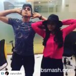 Kriti Sanon Instagram – Hahahahaha.. This is adorabbleeee!!! Thank you Karim bhai and Zoa!! 😘😘