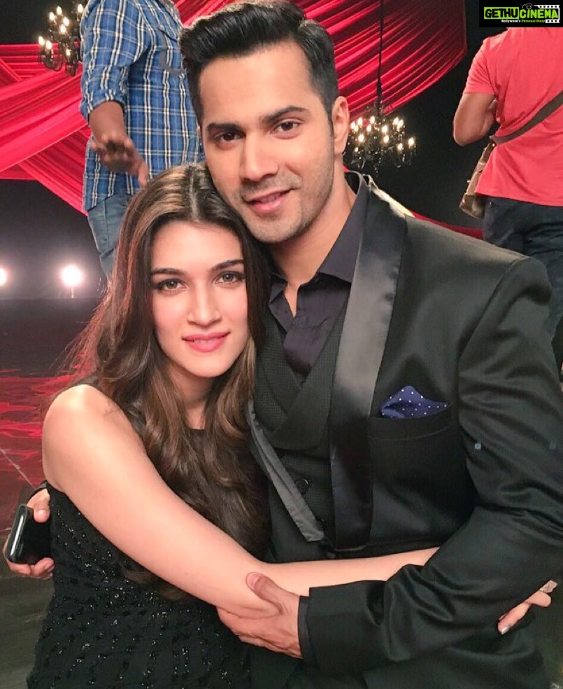 Kriti Sanon Instagram - #Dilwale promotions!! Veer & Ishita! @varundvn