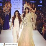 Kriti Sanon Instagram – #Repost @sonaakshiraaj with @repostapp.
・・・
That moment! ❤️ #LakmeFashionWeek #WinterFestive2015 #SonaakshiRaaj #KritiSanon