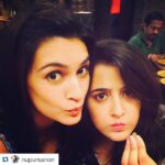 Kriti Sanon Instagram - #Repost @nupursanon with @repostapp. ・・・ Krits : What time is it? Me : Eat O'Clock🙋😁 @kritisanon