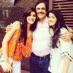 Kriti Sanon Instagram – Happy Father’s Day papa!! The man i love the most! 😘😘❤️❤️❤️