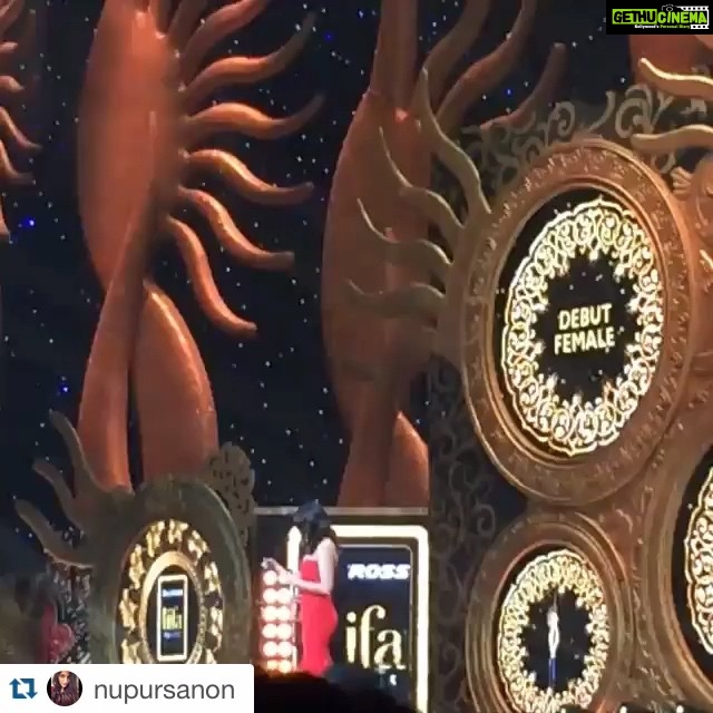 Kriti Sanon Instagram - Awww... @nupursanon nups u recorded it 😃😘😘