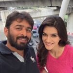 Kriti Sanon Instagram – Wid my super cool director Sudheer Varma.. #Dohchay.. Bangkok.. Song shoot!!! 😁😁