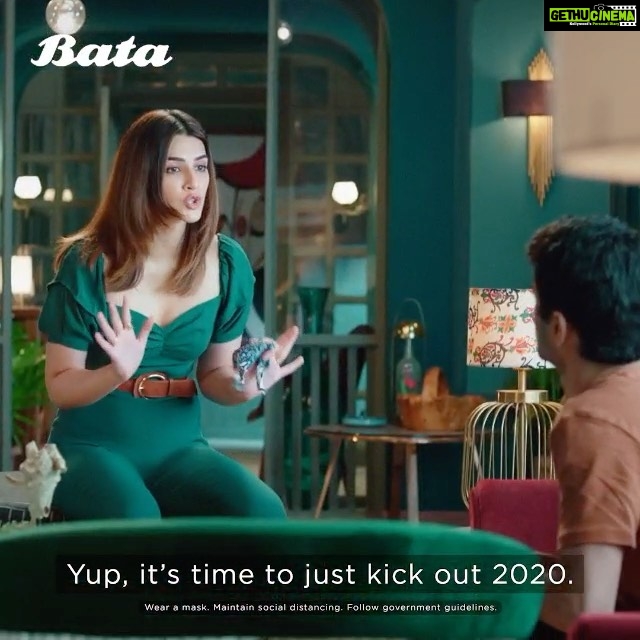 Kriti Sanon Instagram - Don't you wish that 2020 would just go away? I do!! That's why Bata has decided to just Kick Out 2020 and get #ReadyAgain for life. Join me in getting decked up in Bata’s new Ready Again Collection featuring new fashionable, casual, festive & fitness styles to get back to work, meeting up with friends & to celebrate with family. @bata.india #Kickout2020 #ReadyAgainWithBata #ReadyAgainCollection #SurprisinglyBata And of course, don't forget to wear a mask, maintain social distance & follow government guidelines. #WearAMask #SafeShopping