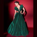 Kriti Sanon Instagram – Emerald Love
@shantanunikhil
@sukritigrover @adrianjacobsofficial @aasifahmedofficial @tejasnerurkarr