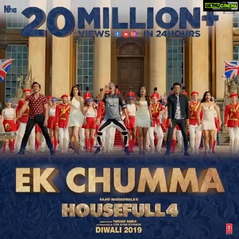 Kriti Sanon Instagram - 20 Million in just 24 hours on #EkChumma! That’s a whole lot of love!! Can’t wait to see you in cinemas soon. #Housefull4 #SajidNadiadwala @akshaykumar @riteishd @iambobbydeol @hegdepooja @kriti.kharbanda @farhadsamji @wardakhannadiadwala @foxstarhindi @nadiadwalagrandson @tseries.official @sohailsen @sameeranjaanofficial @altamashfaridi786 @jyoticatangri