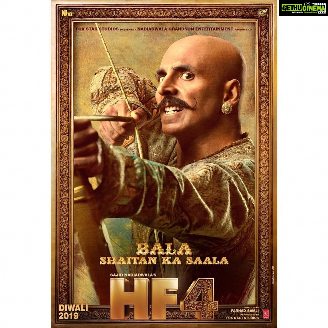 Kriti Sanon Instagram - 1419 ka Rajkumar Bala, aur 2019 ka Harry..I love both😍, i'm sure you guys will too! ❤️Get ready to witness the crazy trailer of #Housefull4 on 27th September. # Kriti Sanon Instagram - 1419 ka Rajkumar Bala, aur 2019 ka Harry..I love both😍, i'm sure you guys will too! ❤️Get ready to witness the crazy trailer of #Housefull4 on 27th September. #