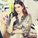 Kriti Sanon Instagram – Super elated to be associated with one of my absolute favorite brands COACH!! 💃🏻 💼 👜 👛 
NYFW was so surreal! Thank you @coach and @stuartvevers for having me there to witness the #Coach2020 collection!