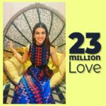 Kriti Sanon Instagram – A lil late.. but thank you sooooo much guys for #23MillionLove on insta..! 💙❤️ you make me smile like a child.. you keep me going..! love you 😘 
#23MillionOnInstagram