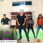 Kriti Sanon Instagram - #Repost @maddockfilms ・・・ Har thumka Habibi ke naam! 😍 Participated in the #CrazyHabibiVsDecentMunda contest yet? #DineshVijan @tseries.official #BhushanKumar @rohitjugraj @diljitdosanjh @sunnyleone @kritisanon @fukravarun @gururandhawa @bennydayalofficial @soulfulsachin @jigarsaraiya @vijayganguly @sandeep_leyzell @shobhnayadav @bakemycakefilms @sharadakarki