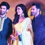 Kriti Sanon Instagram – #AiraGaira 💛💙 @varundvn @adityaroykapur #kalank #candid