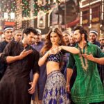 Kriti Sanon Instagram – Get ready to step up your Thumka game with #AiraGaira. Out today. 💃🏻
#4DaysToKalank #Kalank @duttsanjay @adityaroykapur @varundvn @aliaabhatt @aslisona @madhuridixitnene @abhivarman @iPritamOfficial @karanjohar #SajidNadiadwala @apoorva1972 @foxstarhindi @dharmamovies @nadiadwalagrandson @zeemusiccompany