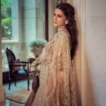 Kriti Sanon Instagram – Mere dil mein aaj kya hai.. Tu kahe toh main bata doon.. 🎶 🎵 @manishmalhotra05 love this whole dreamy look you’ve created! 😘@adrianjacobsofficial @aasifahmedofficial