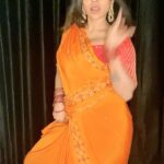 Leesha Instagram - 🧡 ❤️ #dreamumwakeupum #viralpost #trending #foryou #instareels #saree #reelitfeelit #reelkarofeelkaro #reels #fyp #trendingnow #sareelove #reel