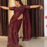 Leesha Instagram - Clearing the drafts 😊 #draft #clearance #reel #reels #instareel #tamilsongs #leesha #actress #instagood #saree #sareelove