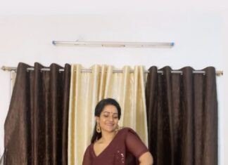 Leesha Instagram - Going with the trend 😜🥳tried some kuthu in saree 🤪going with the trend😎#leesha #reelitfeelit #reelkarofeelkaro #reels #instareels #viral #trendingreels #trendingnow