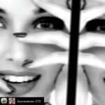 Lisa Ray Instagram - Repost from @brycesmom.310 using @RepostRegramApp - There’s something strange and powerful about black and white imagery. It can transform a scene into something magical. Like a pendulum swinging— “Black and white photography erases time from the equation.” —Jason Peterson @lisaraniray #LisaRaniRay #LisaRay #LifeIsBetterInBlackAndWhite #blackandwhitephotography #PhotographTheirSouls #photography #model #BlackandWhiteIsPoetic #Be