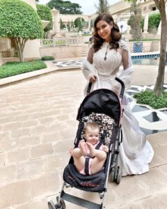 Lisa Ray Instagram - Another awesome thing about female dominated sets like @4moreshotspls is how supportive everyone was when my babies came to visit. I could write a book on the challenges of being a working mom of twins and how badly we need a cultural shift in parenting and how we view mamahood...wait, maybe I will!
Thanks to all the fearless, fierce and beautifully flawed women on the set and off, who are just putting one foot in front of the other everyday, being unapologetically themselves. We can figure it out if we support each other...just like Dee, Siddhi, Maangs and Anjana. 
Special shoutout to #mirakamummy our amazing DOP @nehapartimatiyani who awes me with how she balances motherhood while repping in the demanding, male dominated field of cinematography. Love you!
@4moreshotspls @primevideoin @pritishnandycommunications @devikabhagat7 @misschamko @rangitapritishnandy