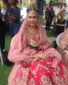 Lisa Ray Instagram - Samara Kapoor wants to thank everyone for your touching and vociferous support of @4moreshotspls S2. Truly. Here she is on the set, baring her diva-ness and letting her jewellery down between takes. And another pose, all melodramatic and veiled up. Seriously though- thank you for appreciating all our efforts, and supporting stories by women and content with a female gaze 🙏🏼 (been waiting a looooong f*cking time for this to happen 🤟🏼)
@pritishnandycommunications @primevideoin