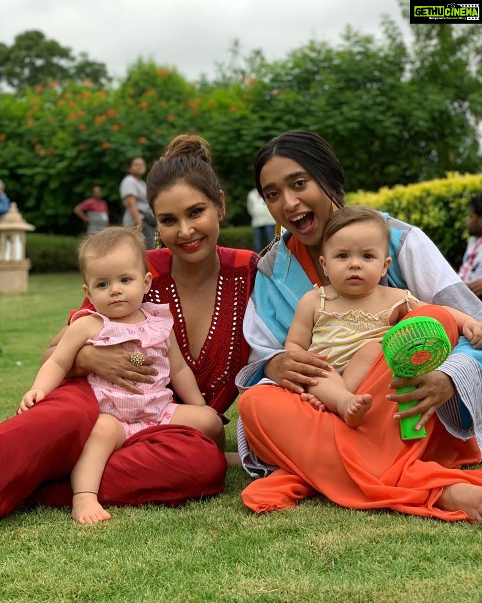 Lisa Ray Instagram - Family portrait with shona @sayanigupta between shots on the set of #4MoreShotsPlease (trying to find non-spoiler photos with @banij but I can’t!) This was ‘bring your Soufflé to work day’, because, you know, working moms 😂✌🏼❤️ We didn’t have a cast and crew screening for @4moreshotspls S2 (because, you know, pandemic) so I’m sending out massive love and cheers to the fabulous, generous, Uber talented girl gang. Man, this season is...something. L.I.T. The antidote to all the dire news, but still complex and entertaining and all heart. Love y’all and raising my glass to all of you @rangitapritishnandy @nupurasthana @nehapartimatiyani @devikabhagat7 @misschamko @sayanigupta @shibanidandekar @iamkirtikulhari @maanvigagroo @banij @aasthasharma @reannmoradian Humbled to have been part of this ride. #futureiafemale #4moreshotspleaseS2 @primevideoin