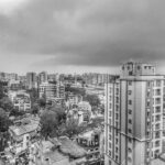 Lisa Ray Instagram - The gritty home of my heart. #Mumbai