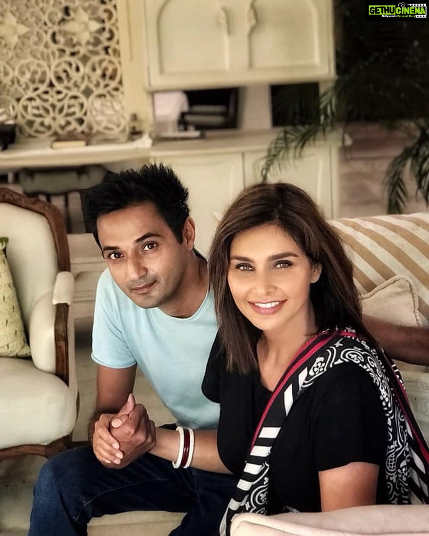 Lisa Ray Instagram One of my dearest thepostcarder wrote this