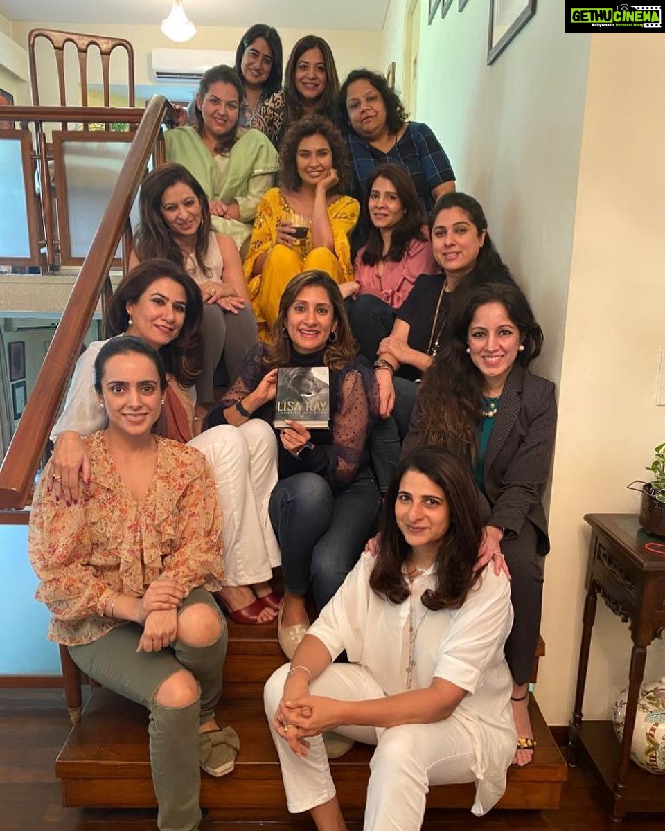 Lisa Ray Instagram - The bibliophile bombs of #BarelyLiterate invited me to speak to their book club about #ClosetotheBone and I swear it was the most penetrating discussion I’ve had so far. The food was delicious, the rossogollas particularly spongy and each of these fab women has left an imprint. I was particularly moved (and amused) when told: ‘you know, I really didn’t want to read your book at first, but once I started I was pleasantly surprised by the quality of writing and then hooked by the story...this is no typical celebrity memoir’ I get it. I really do get it. #ClosetotheBone is a travelogue of the soul but it seems there’s no category for this brand of book...yet. Thanks @aartisethikhanna - my old compatriot - for making this happen. Until the next book ladies...keep reading and keep being your fabulous, articulate selves ✌🏼