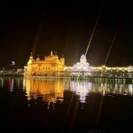 Lisa Ray Instagram - Last night. I can never visit Amritsar without a Darshan of one of the most peaceful, inclusive sites in India. #GoldenTemple #waheguru