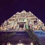 Lisa Ray Instagram – Shubho Mahalaya from #Singapura 🙏🏼 Yes, I need to point out this is the Sri Mariamman Temple built in the Dravidian style – most decidedly not a Bengali Hindu temple- but when we peeked inside there was an Aarti in progress and Durga was seated in a stately position above the main entrance. 
The version of Hinduism I’ve imbibed is replete with a cavalcade of deities and mythologies but permeated with a non dualistic vision and Vedantic ‘oneness’ of our universe. I see Durga and the essence of the goddess everywhere, because the whole never loses contact with its parts 💫 Sri Mariamman Temple, Singapore