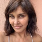 Lisa Ray Instagram - That’s me at 47, free and unfiltered. Do we have the courage to be seen as we are? I did not when I was younger. Not everyone will recognize your worth, but love your skin and the stories it tells, your experiences, your essence- know your worth woman!- and the world will reflect back your radiance. (And if it doesn’t, fuck it. You’re lovable and perfect regardless) Thanks @binapunjani for clearing the way for more of me and less hair to hide behind 🙏🏼 #unfilterme #ClosetotheBone