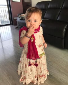 Lisa Ray Instagram - Dear @goodearthindia every time I wear one of your lehngas, the big people shower me with toys and sweets, so...thanks!
