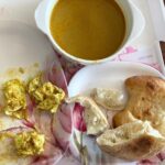 Lisa Ray Instagram - How have I been alive this long and yet never before partaken of the splendour-ifiness of a #RasOmelette ???! My Goan friends have a lot to answer for 😳